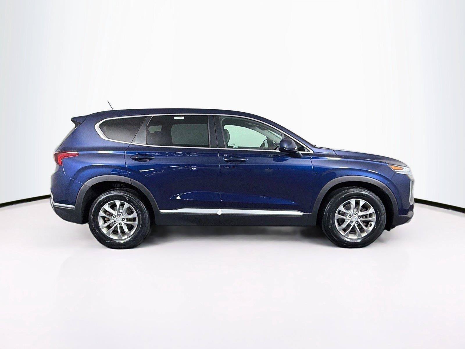Used 2019 Hyundai Santa Fe SE AWD/4WD image 12