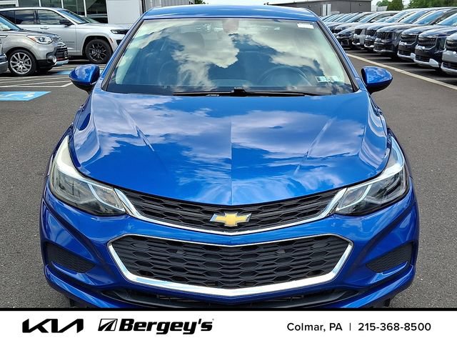 Used 2016 Chevrolet Cruze LT FWD image 2