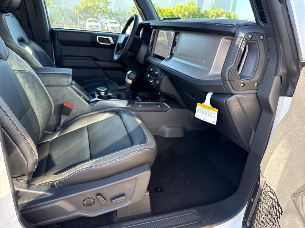New 2026 Ford Bronco Outer Banks AWD/4WD image 23