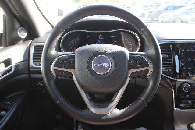 Used 2020 Jeep Grand Cherokee Altitude AWD/4WD image 13