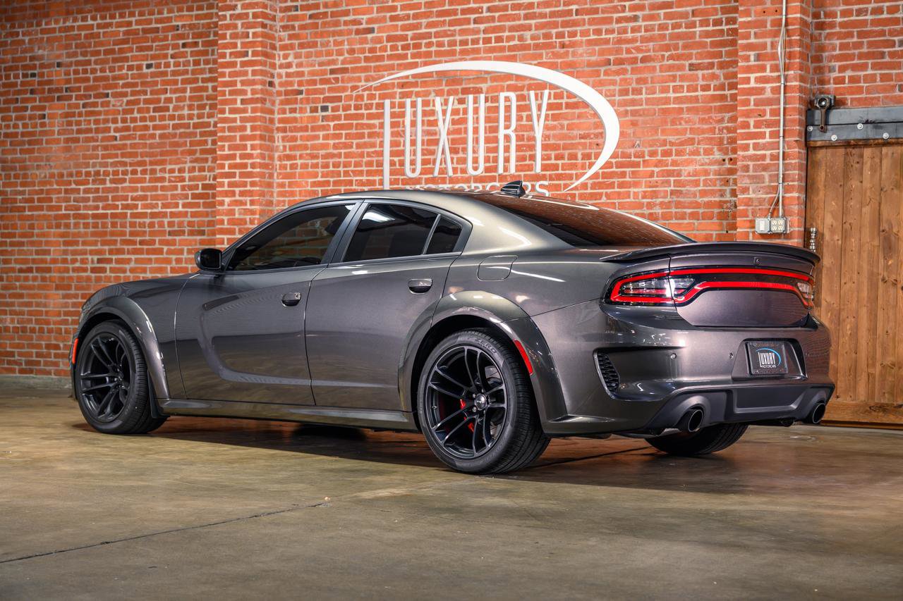 Used 2020 Dodge Charger SRT Hellcat w/ Harman/Kardon Audio Group RWD image 4