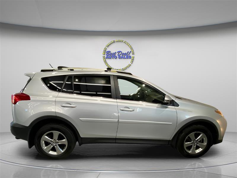 Used 2015 Toyota RAV4 XLE AWD/4WD image 7