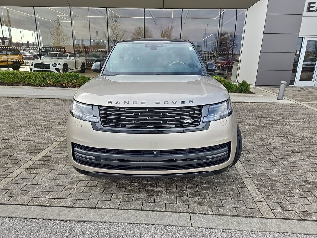 Certified 2024 Land Rover Range Rover Long Wheelbase SE image 2