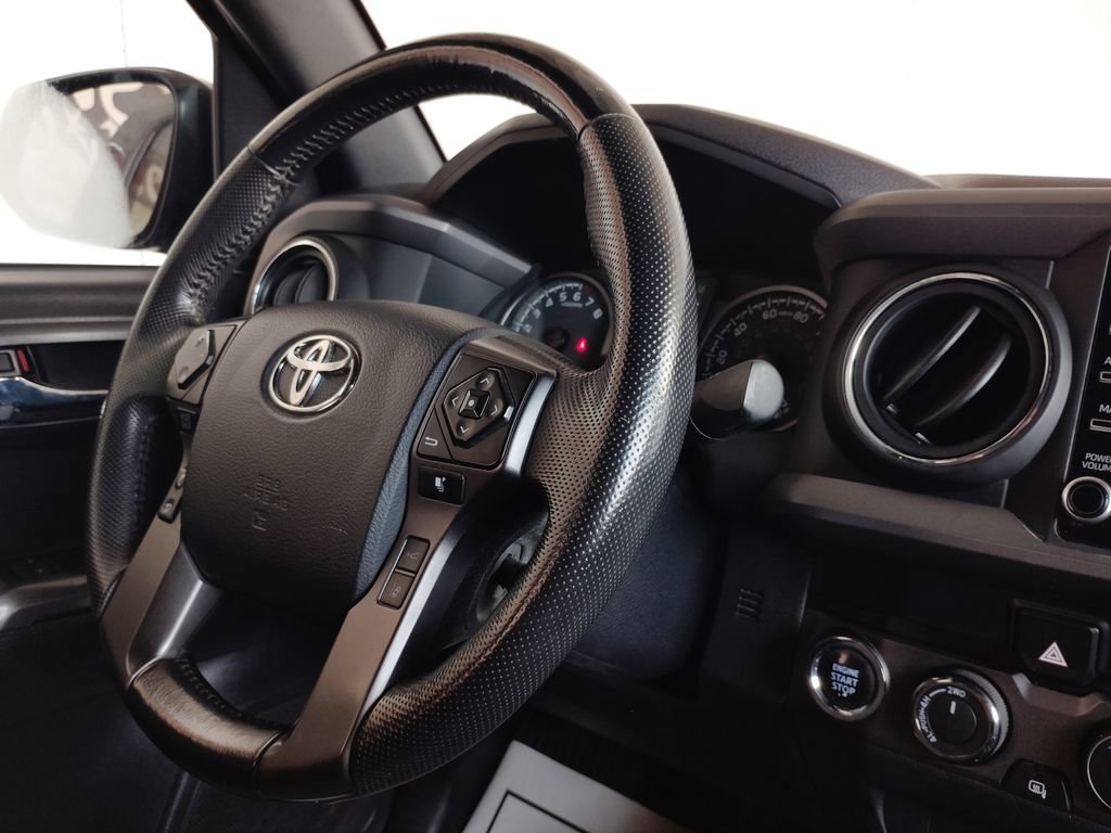 Used 2023 Toyota Tacoma TRD Sport AWD/4WD image 28