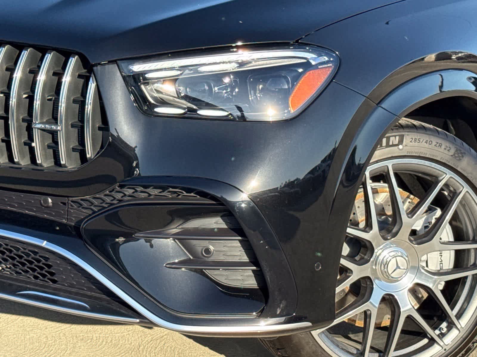 New 2026 Mercedes-Benz GLE 53 AMG 4MATIC Coupe image 3
