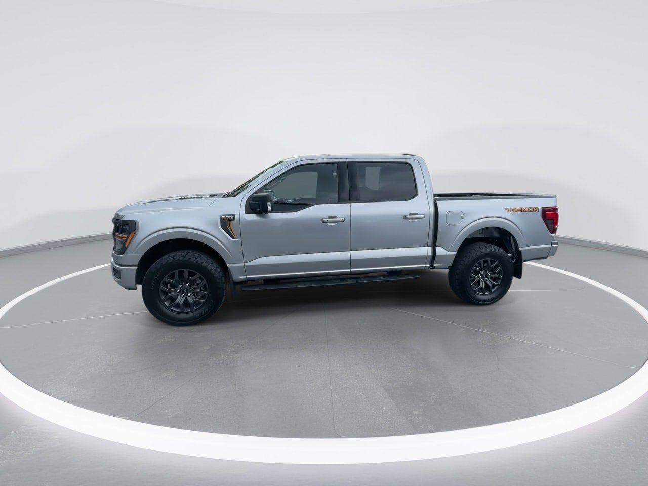 Used 2025 Ford F150 Tremor w/ Mobile Office Package AWD/4WD image 9
