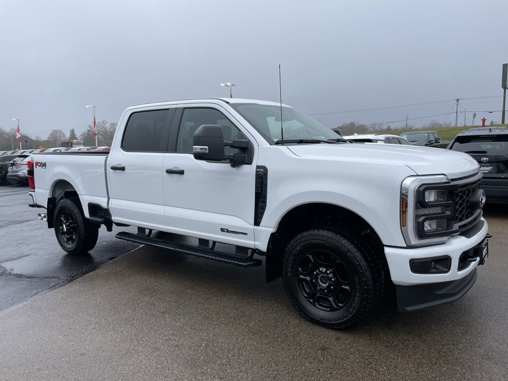 Used 2024 Ford F250 XL w/ STX Appearance Package image 2