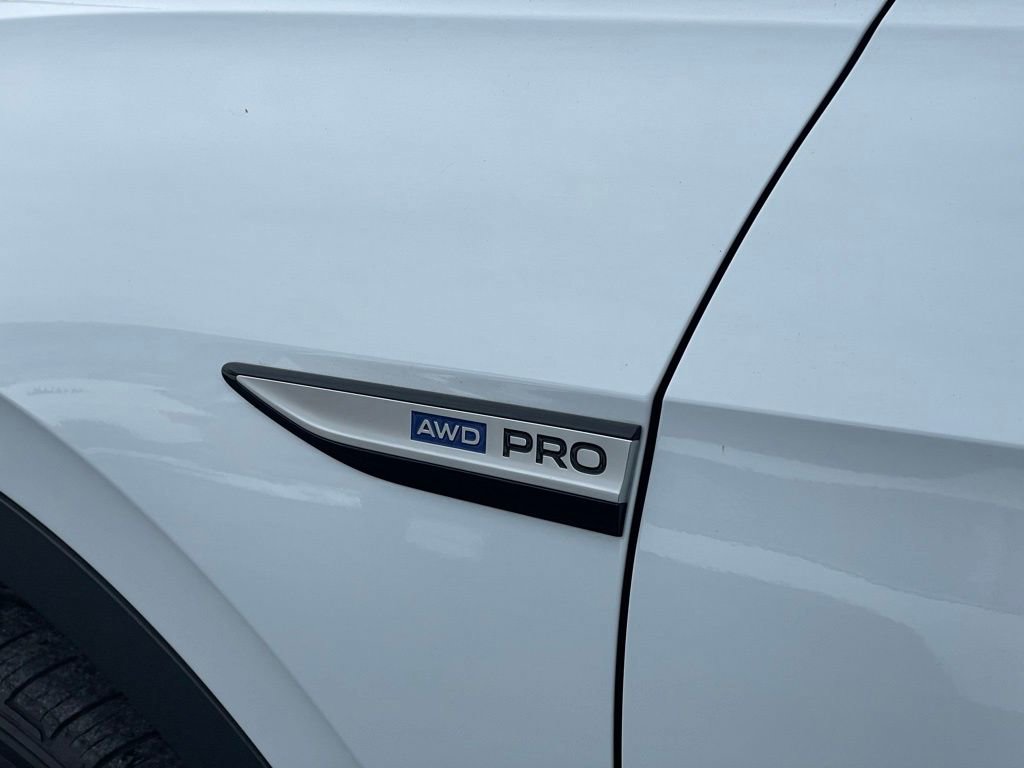 Certified 2022 Volkswagen ID.4 Pro image 25