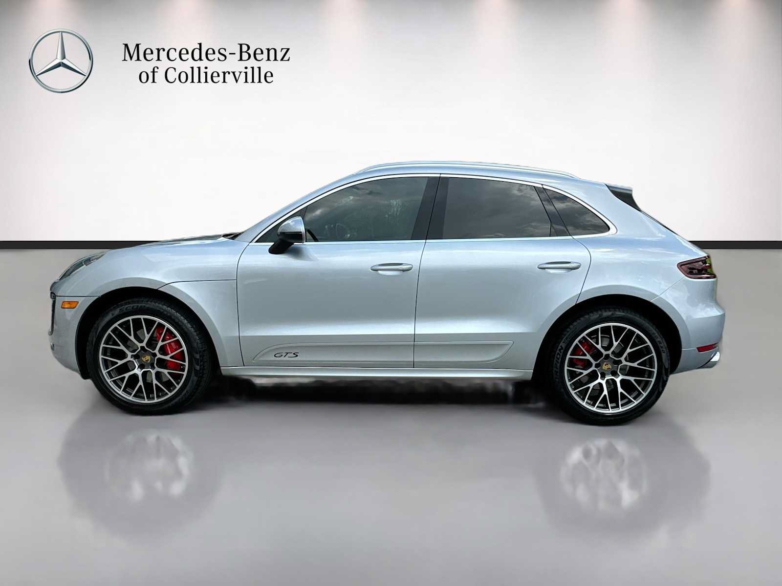Used 2018 Porsche Macan GTS AWD/4WD image 8