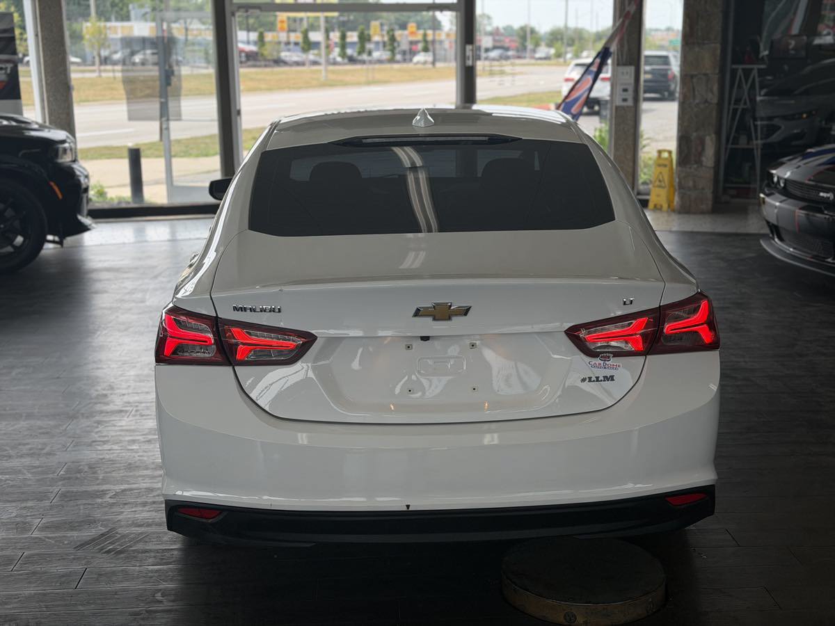 Used 2019 Chevrolet Malibu LT FWD image 7