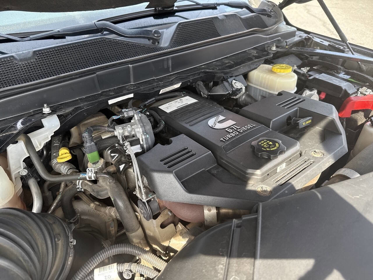 Used 2021 RAM 3500 Laramie AWD/4WD image 16