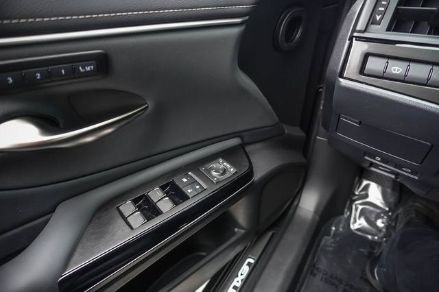 Certified 2025 Lexus ES 350 w/ Premium Package FWD image 13