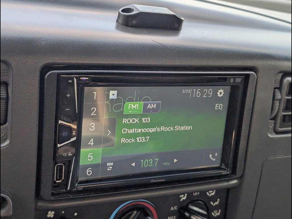 Used 2003 Ford F250 XL image 8