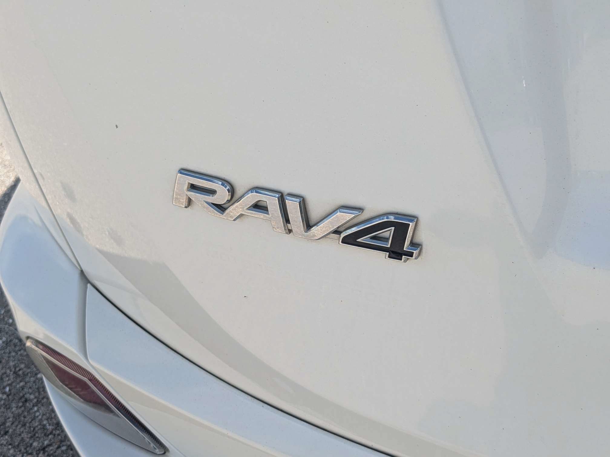 Used 2016 Toyota RAV4 Limited AWD/4WD image 13