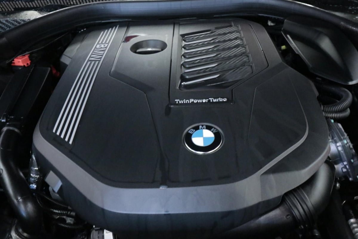 Used 2025 BMW 840i xDrive Coupe w/ M Sport Professional Package AWD/4WD image 5
