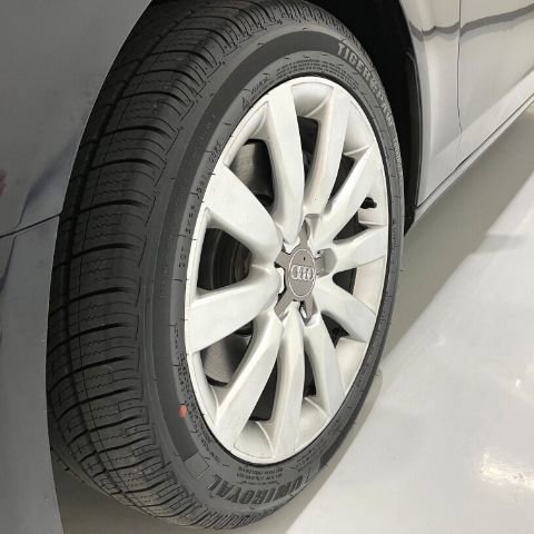 Used 2013 Audi A4 2.0T Premium w/ Convenience Pkg image 13