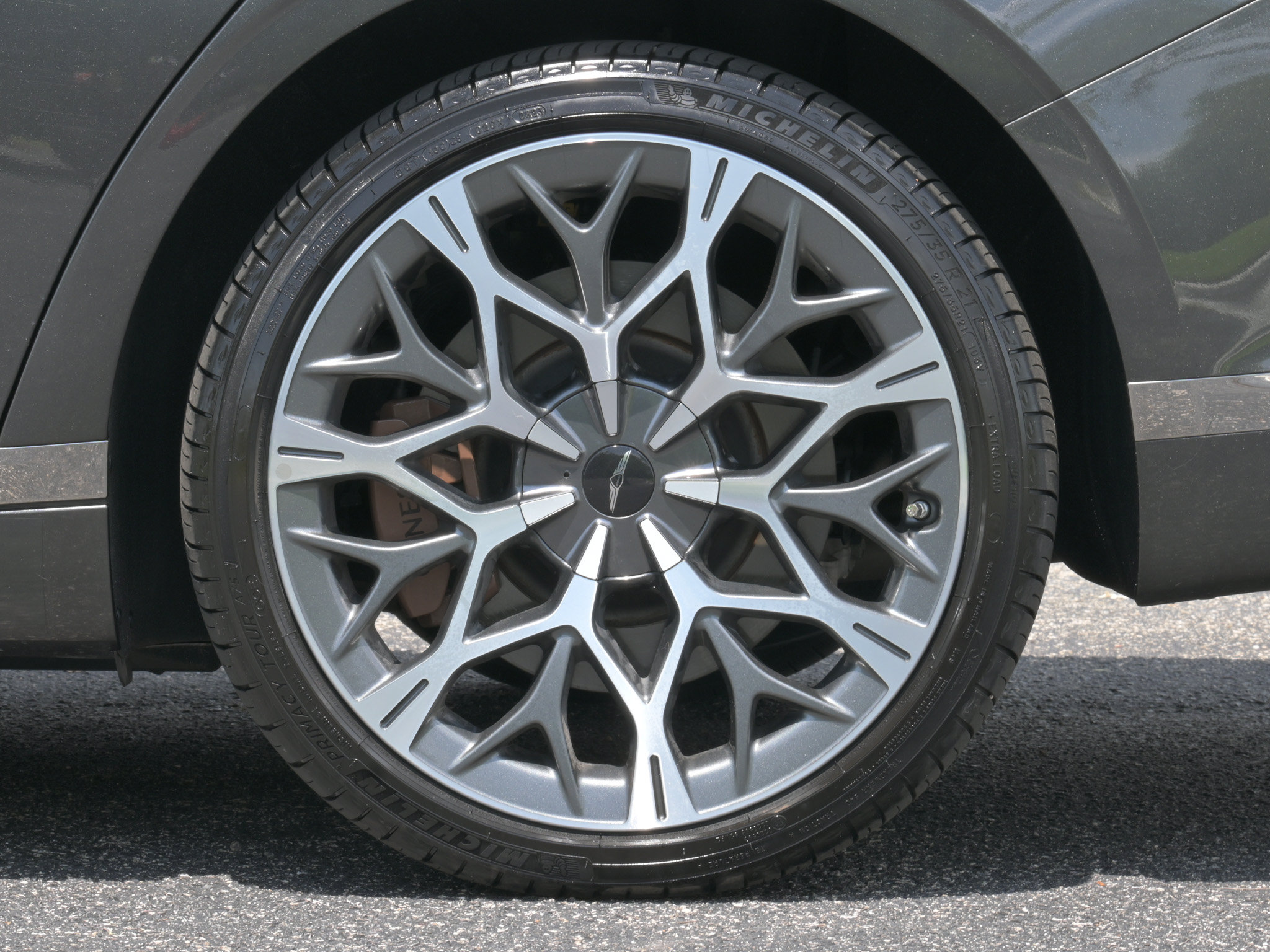 Used 2023 Genesis G90 3.5T AWD/4WD image 44