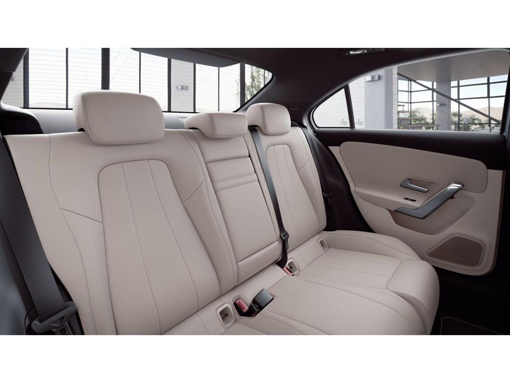 Certified 2020 Mercedes-Benz A 220 4MATIC image 5
