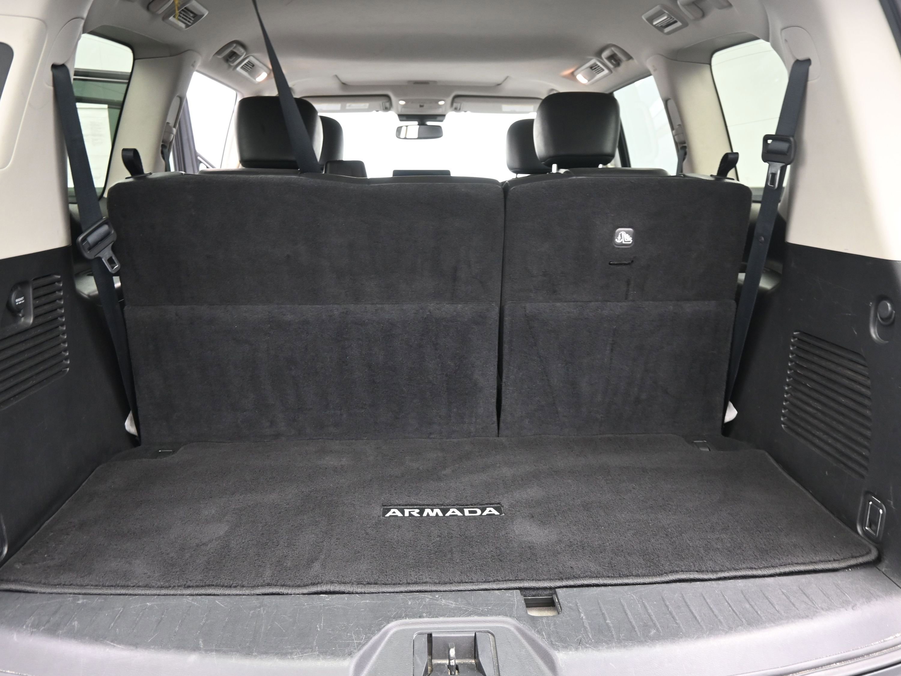 Certified 2024 Nissan Armada SL image 16