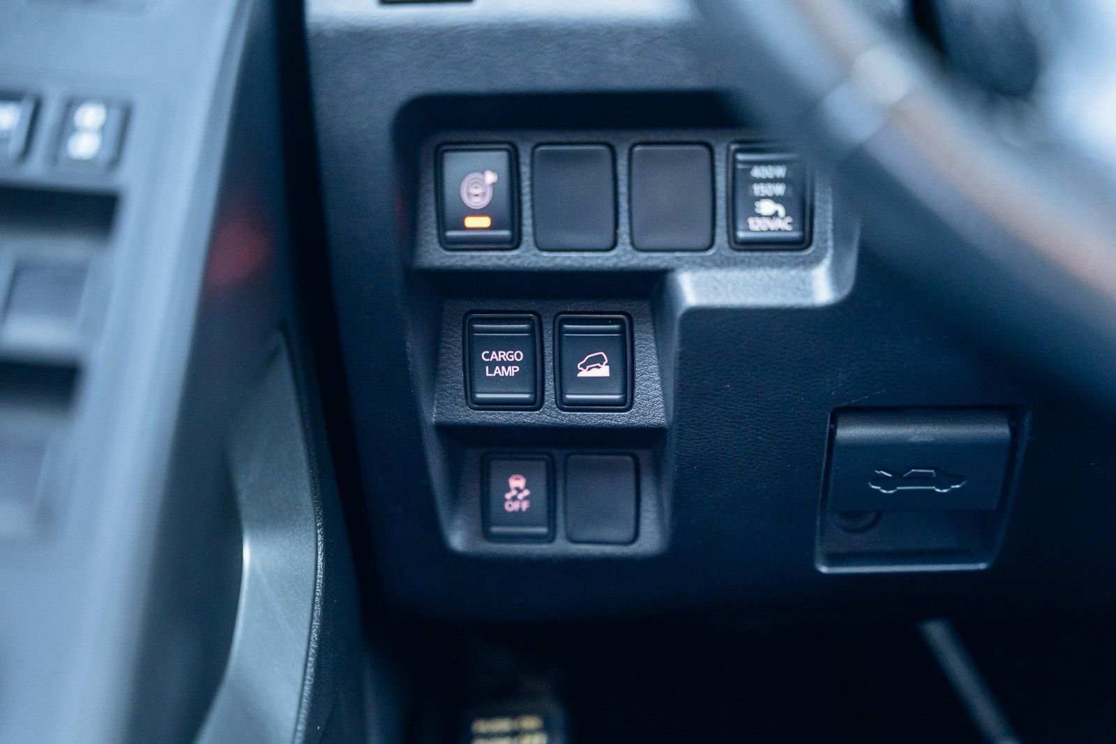 Used 2024 Nissan Frontier SV w/ Technology Package image 24