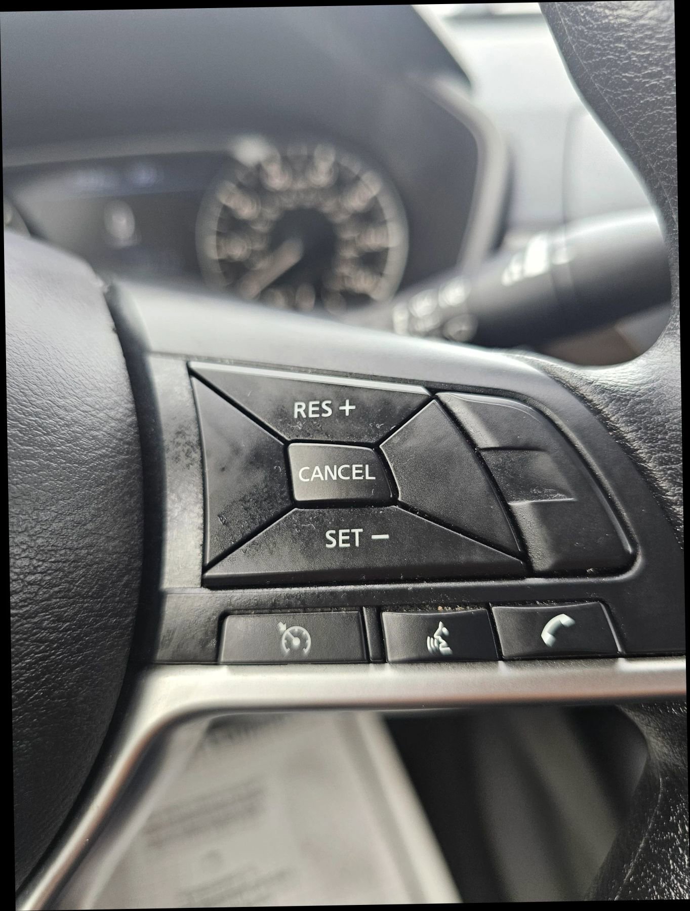 Used 2024 Nissan Altima 2.5 SV image 17