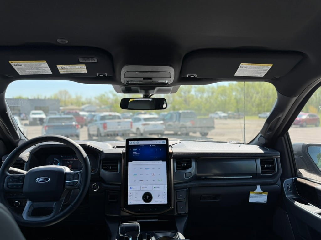 New 2023 Ford F150 Lightning Lariat AWD/4WD image 26