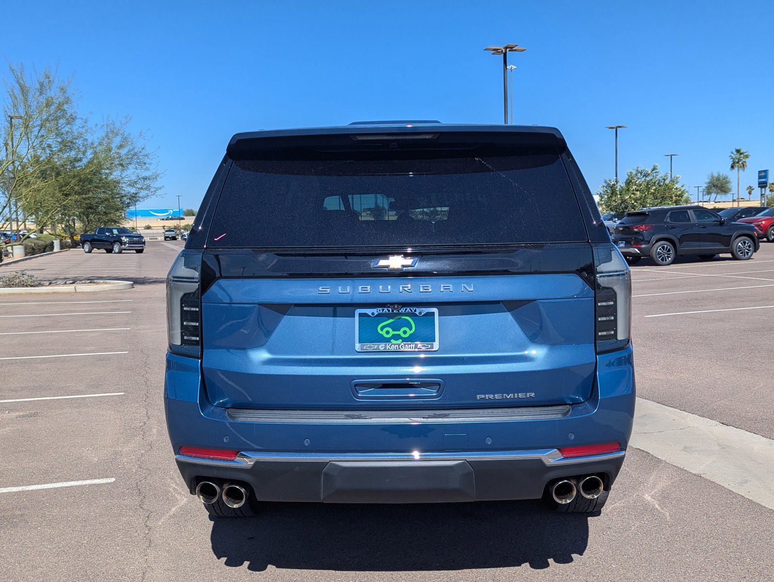 Certified 2025 Chevrolet Suburban Premier image 4