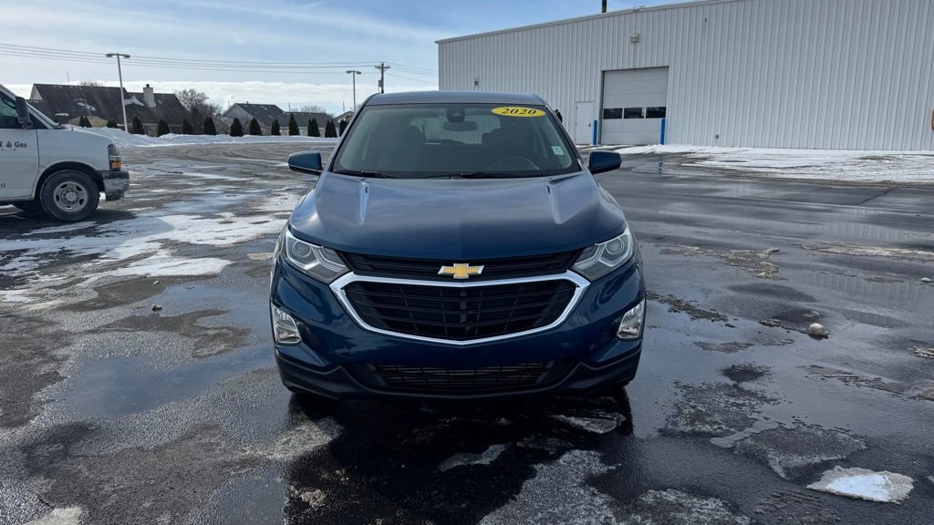 Used 2020 Chevrolet Equinox LT w/ Driver Convenience Package image 2