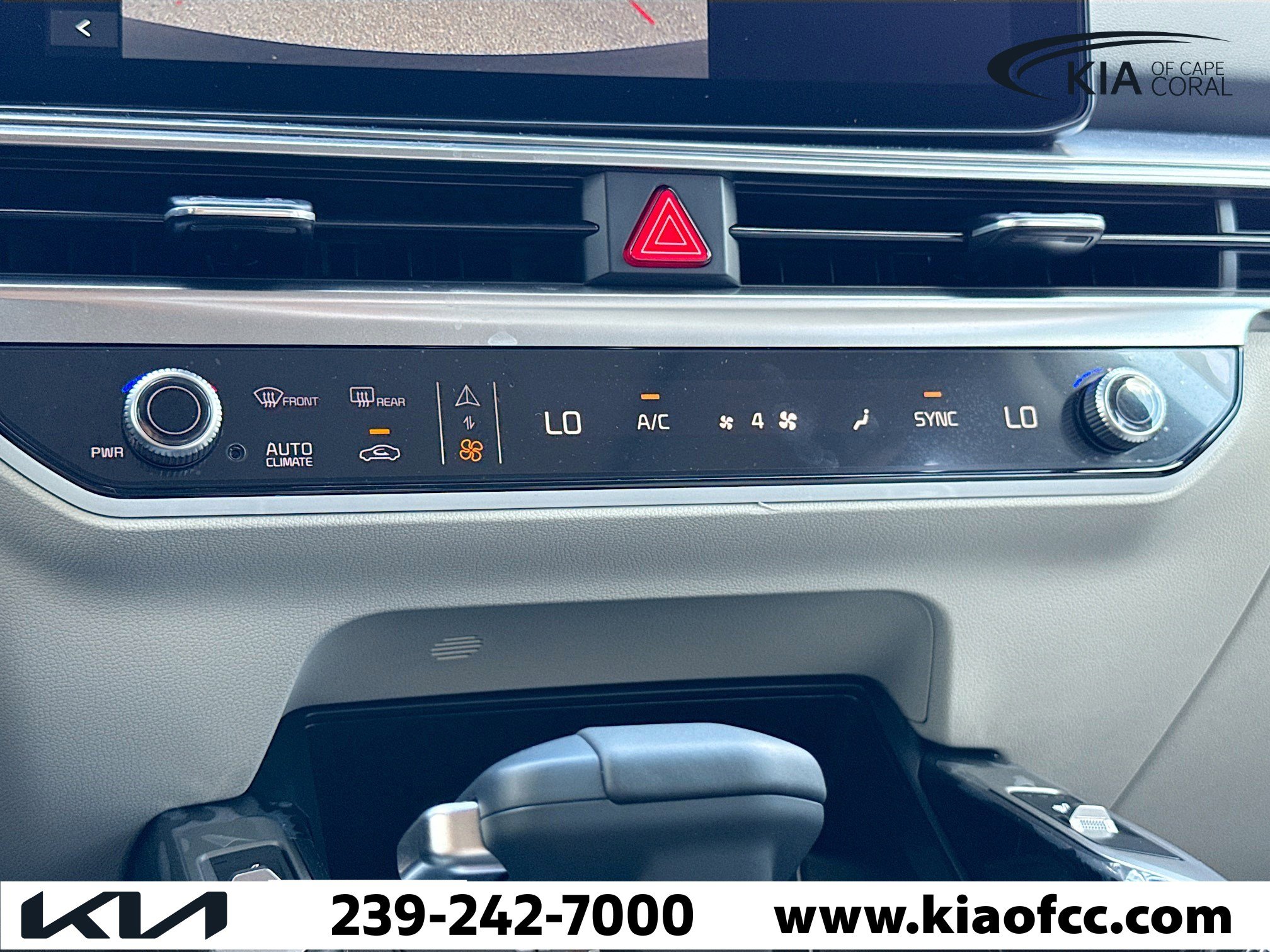 New 2026 Kia Sorento S w/ S Panoramic Sunroof Package FWD image 35