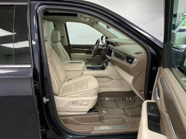 Used 2023 GMC Yukon Denali AWD/4WD image 24