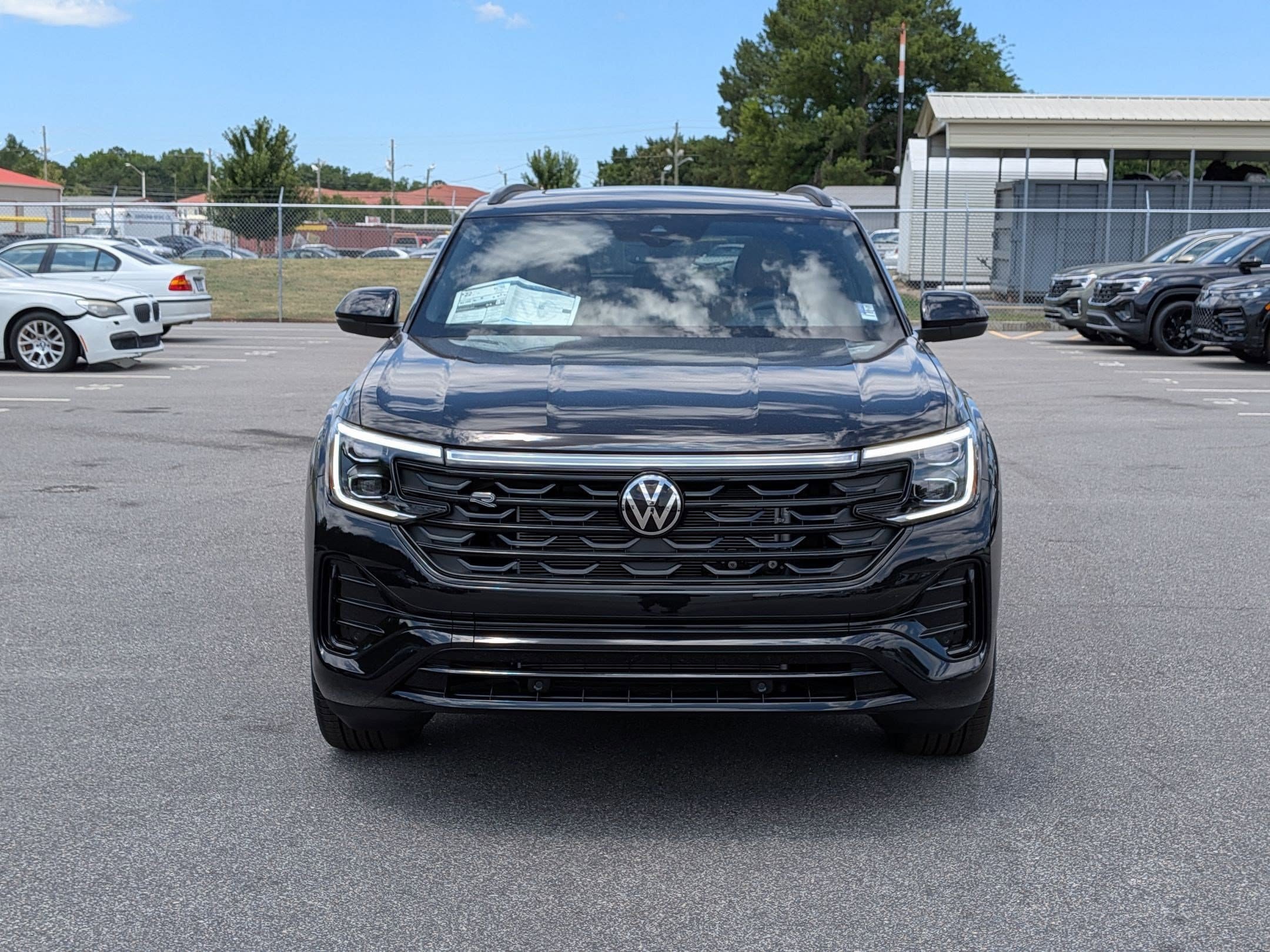 New 2026 Volkswagen Atlas Cross Sport SEL R-Line AWD/4WD image 8