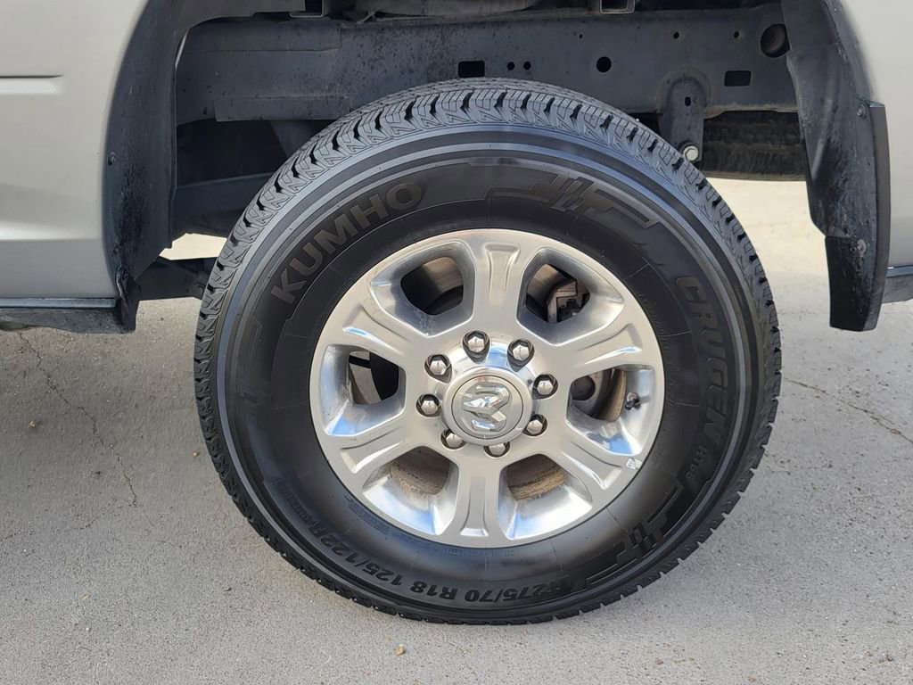 Used 2024 RAM 2500 Big Horn AWD/4WD image 30