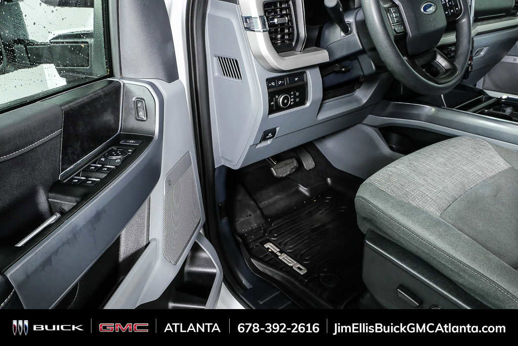 Used 2024 Ford F250 XLT w/ XLT Premium Package image 8