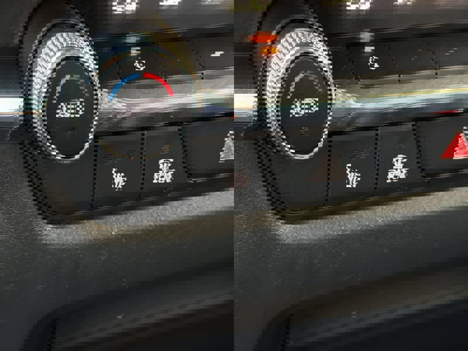 Used 2023 MAZDA CX-30 AWD 2.5 S w/ Preferred Package image 21