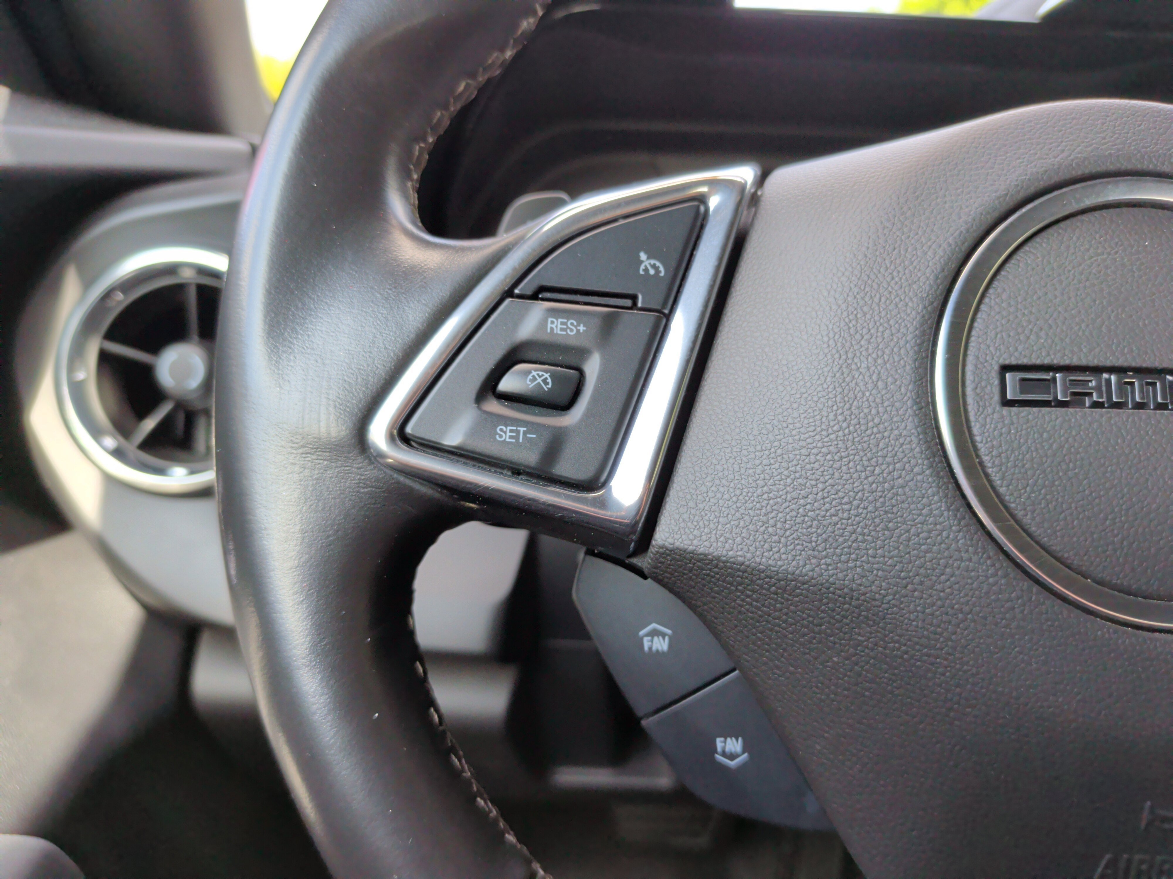 Used 2023 Chevrolet Camaro LT image 21