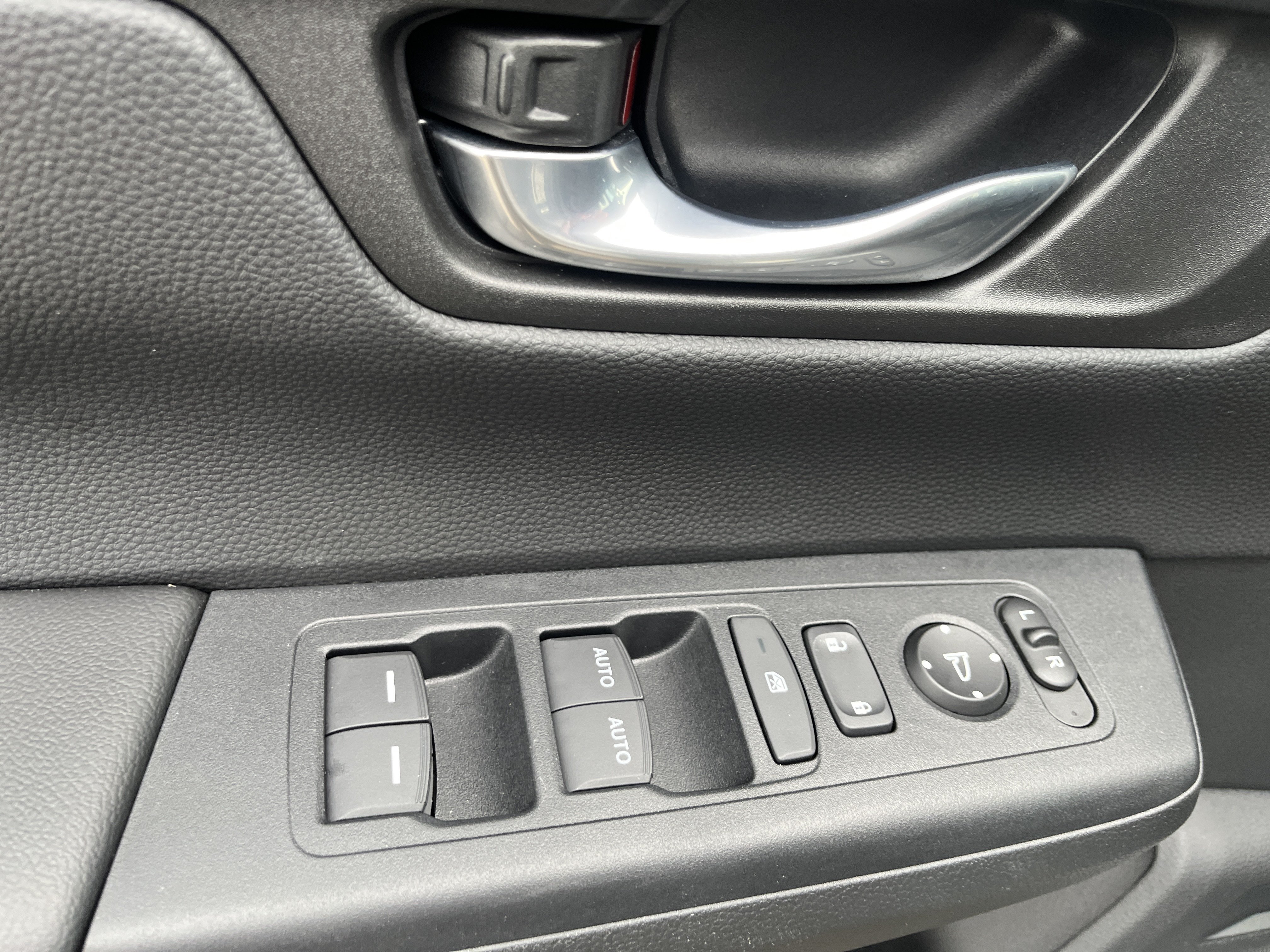 Certified 2026 Honda CR-V TrailSport image 21