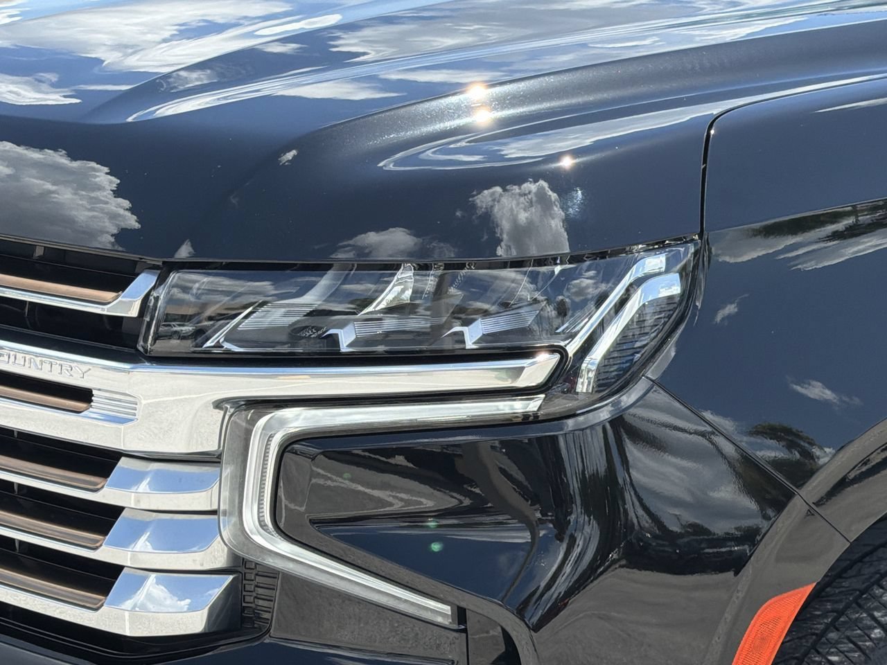 Used 2024 Chevrolet Tahoe High Country RWD image 6