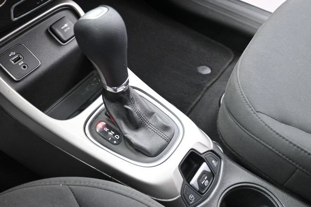 Used 2018 Jeep Compass Sport FWD image 12