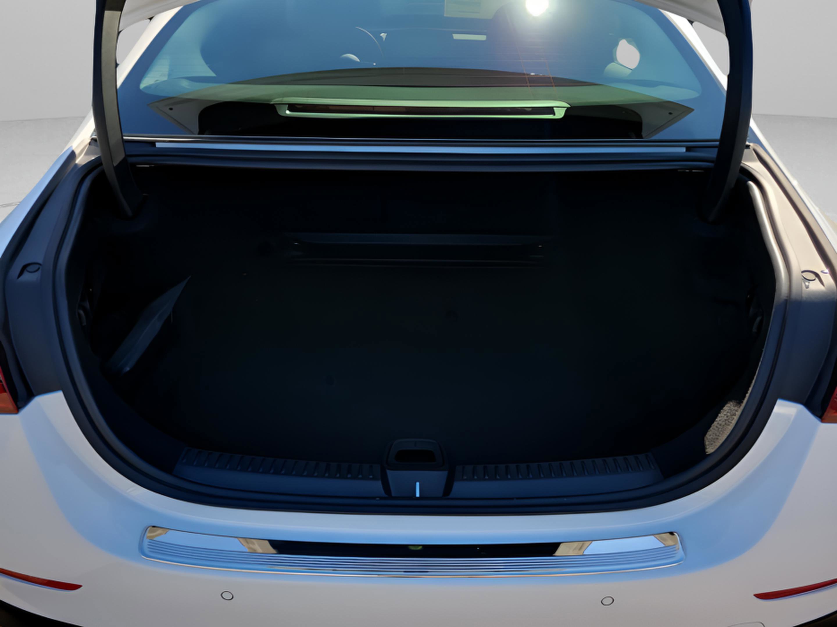 New 2026 Mercedes-Benz E 350 Sedan image 8