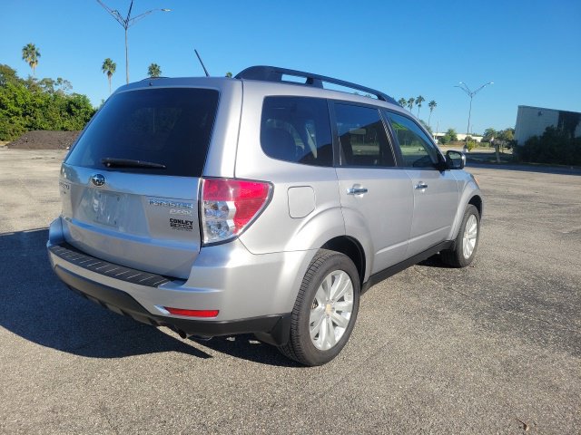 Used 2012 Subaru Forester 2.5X Premium w/ All-Weather Pkg AWD/4WD image 5