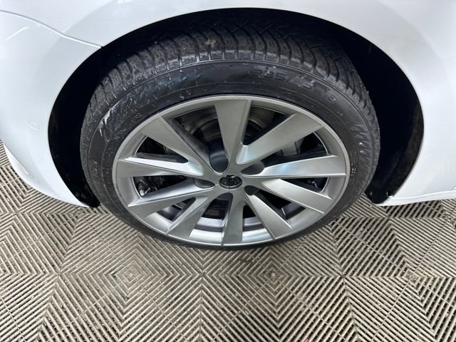 Used 2022 Tesla Model 3 Long Range image 10
