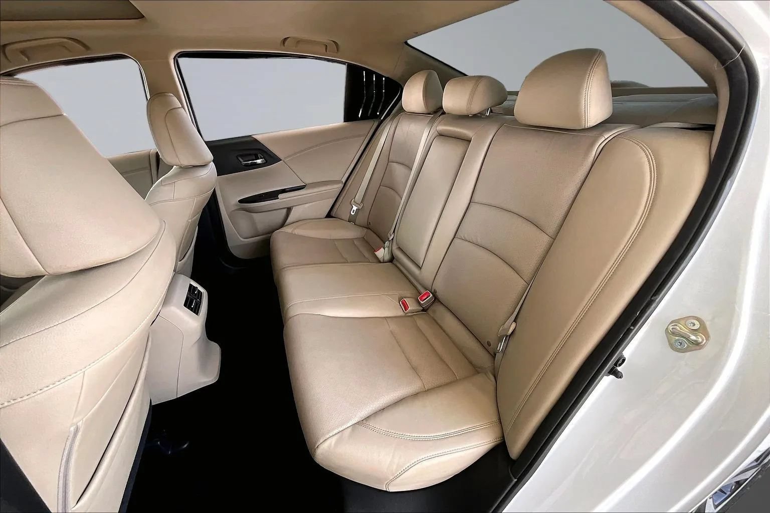 Used 2016 Honda Accord EX-L image 19