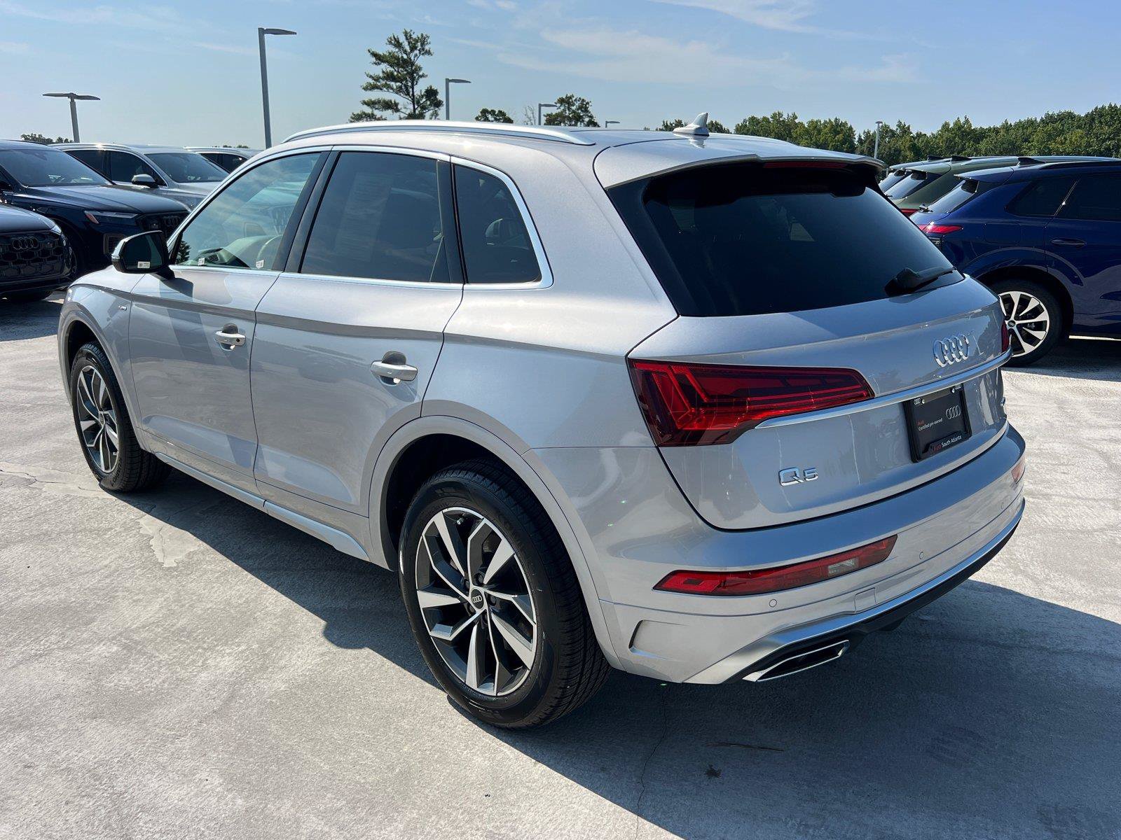 Used 2025 Audi Q5 2.0T Premium Plus w/ Premium Plus Package AWD/4WD image 7