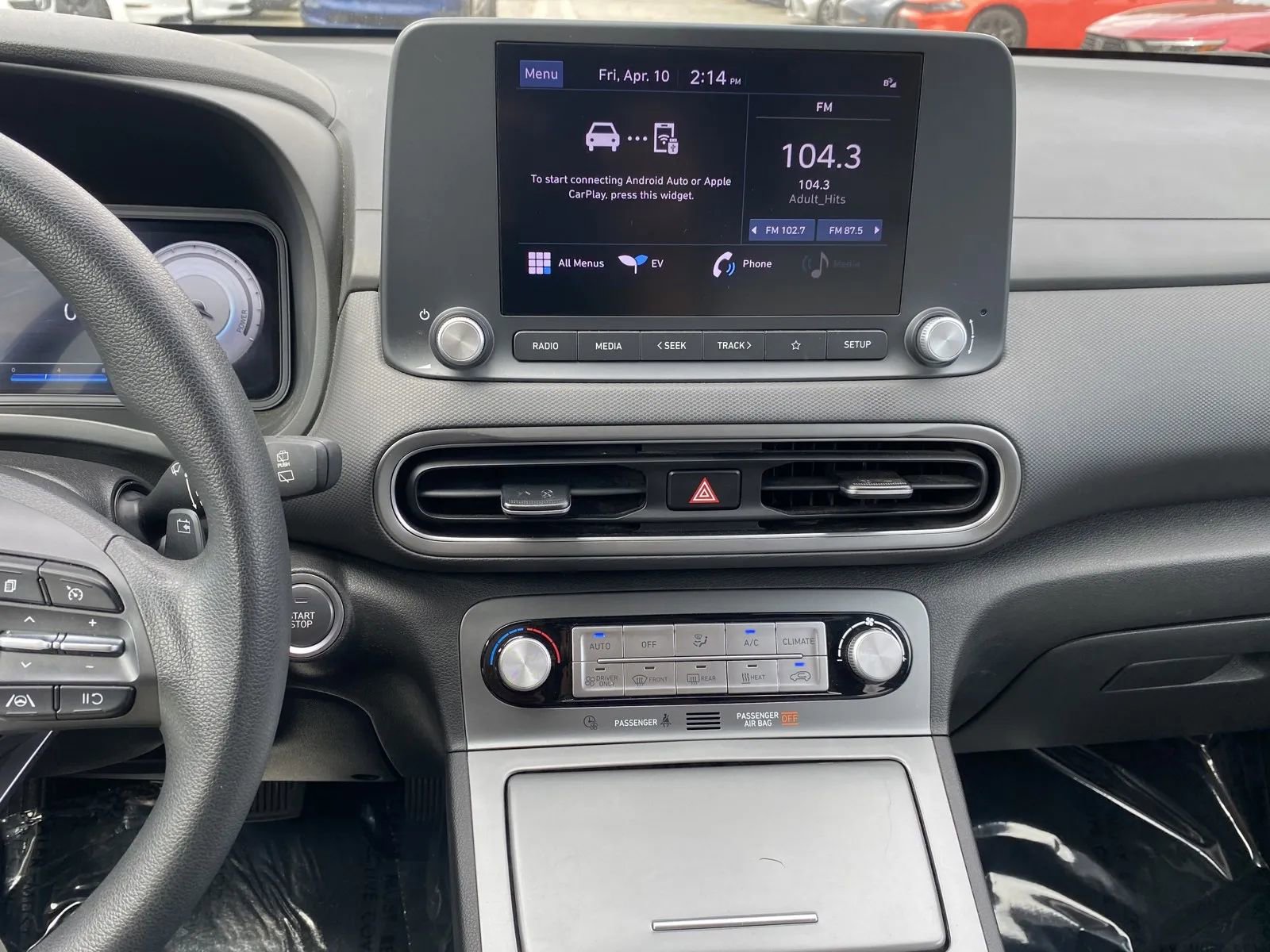 Used 2023 Hyundai Kona SE FWD image 14