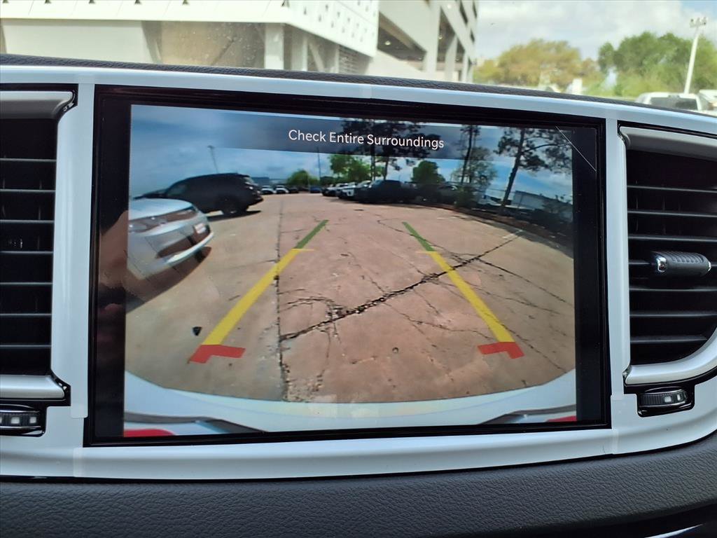 New 2026 Chrysler Voyager LX FWD image 4