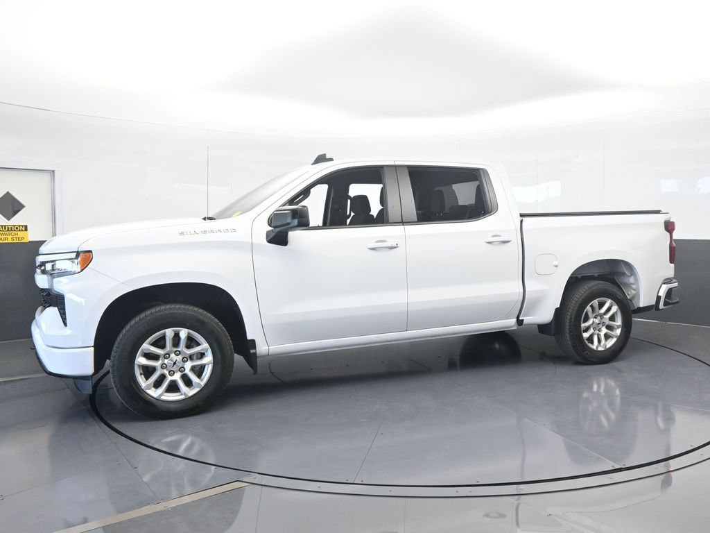 Used 2023 Chevrolet Silverado 1500 RST image 2