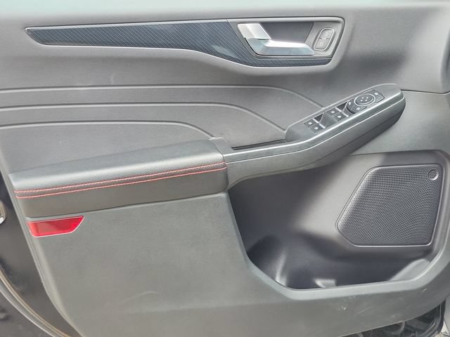 Used 2023 Ford Escape ST-Line w/ Tech Pack #1 AWD/4WD image 21