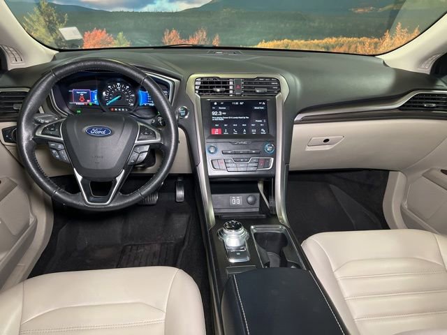 Used 2019 Ford Fusion SEL image 63