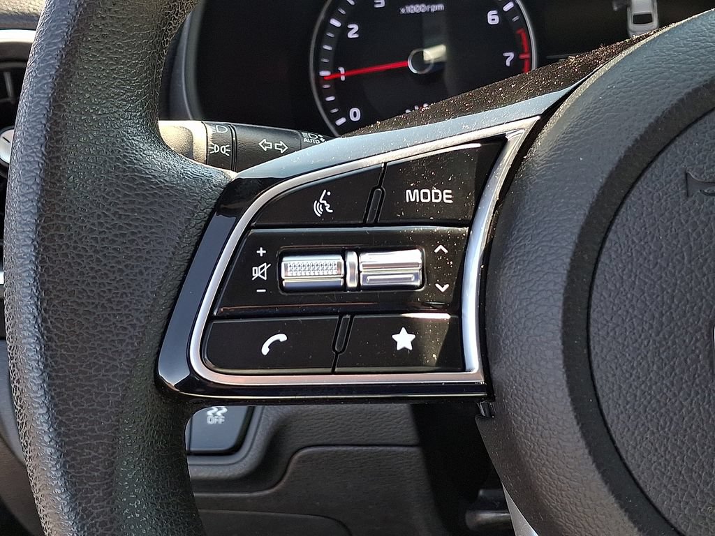 Certified 2023 Kia Forte LXS w/ LXS Technology Package FWD image 16