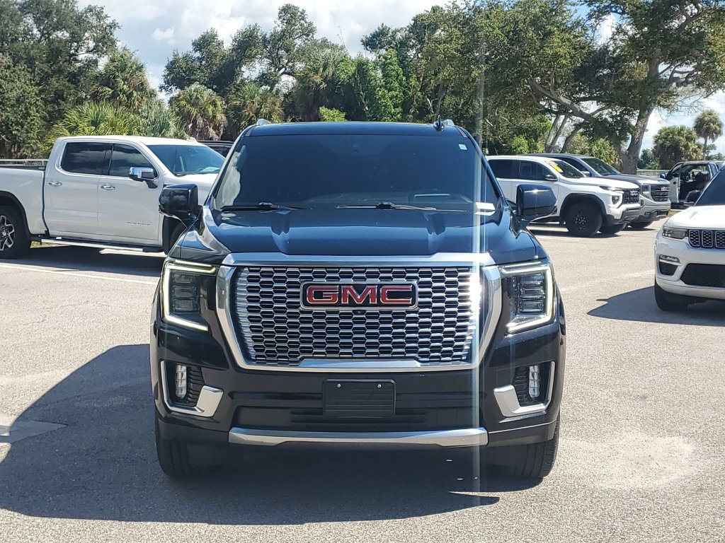 Used 2022 GMC Yukon Denali w/ Max Trailering Package AWD/4WD image 2